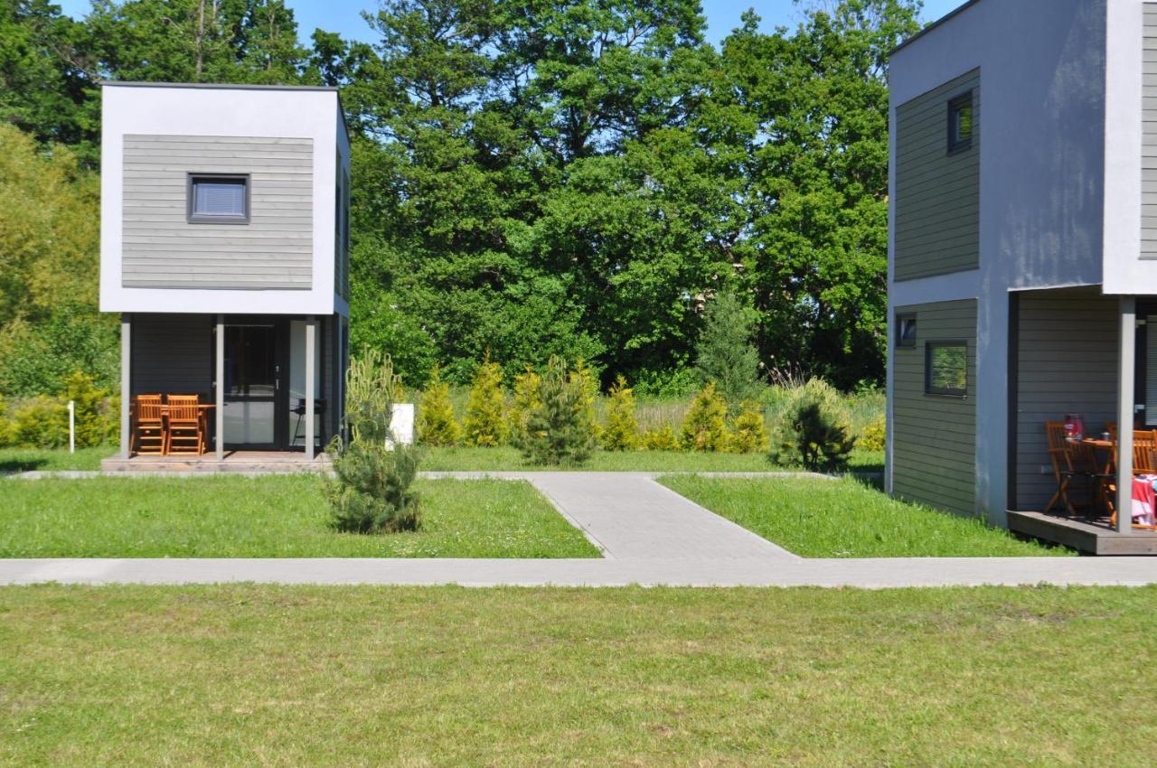 Villa Osrodek Wypoczynkowy Akwamaryn Ustronie Morskie Exterior foto